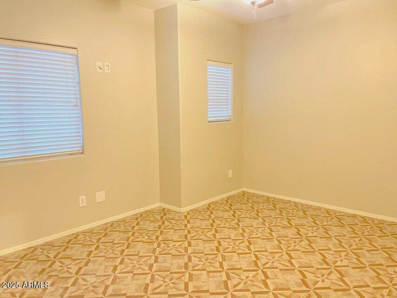 20211122213857099688000000-o