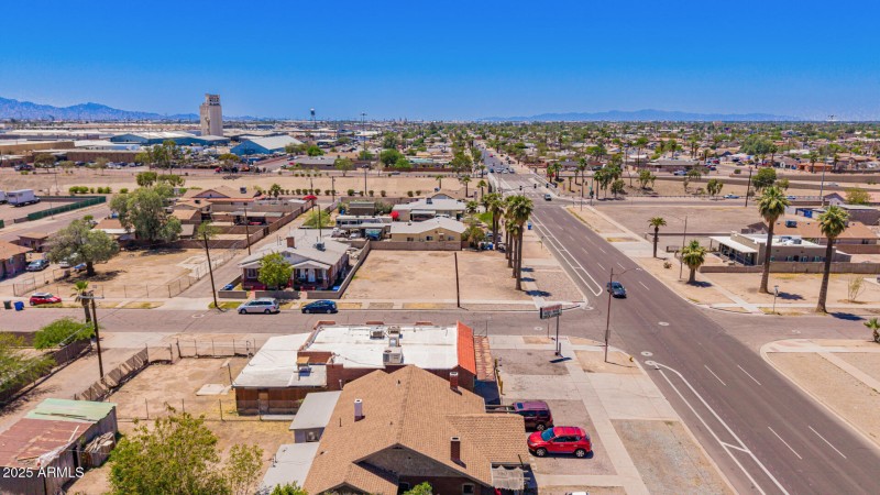 2023 W Jefferson St 10