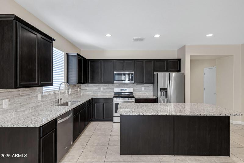 29402 W Mitchell Ave-10