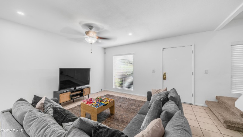 10420 N 10th St Unit 2 (3)