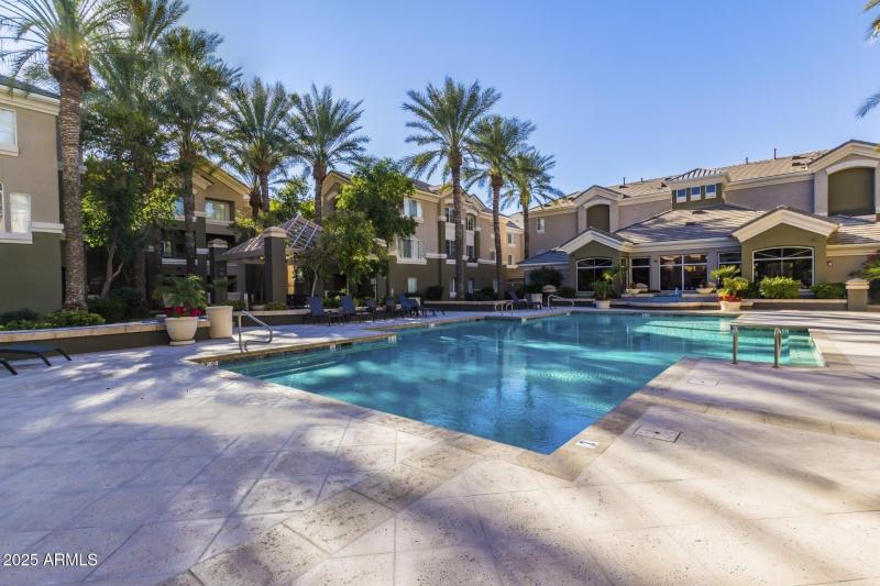 45 - Paradise Village