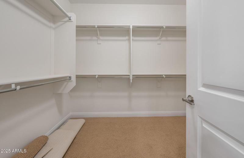 AZ_DW_SunCityFestival-Lot06856-21278-N-2