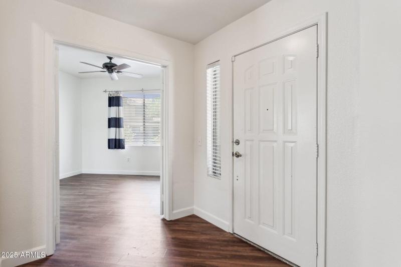 14-web-or-mls-15252-n-100th-st-1147