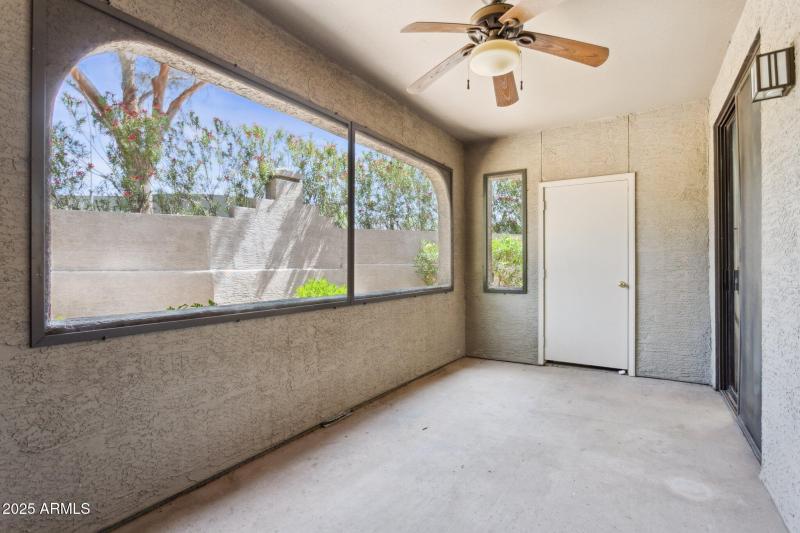 19-web-or-mls-15252-n-100th-st-1147