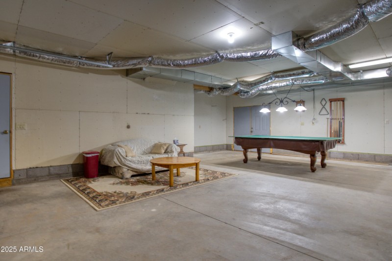 2836 Homestead Drive Overgaard, AZ 85933