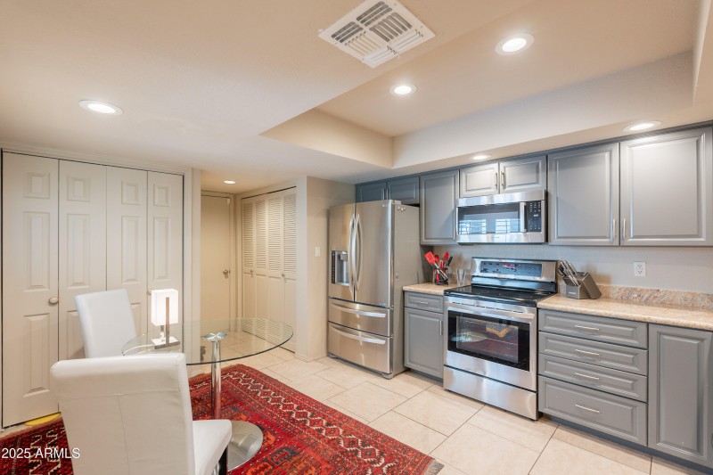 2413 E Rancho - Kitchen