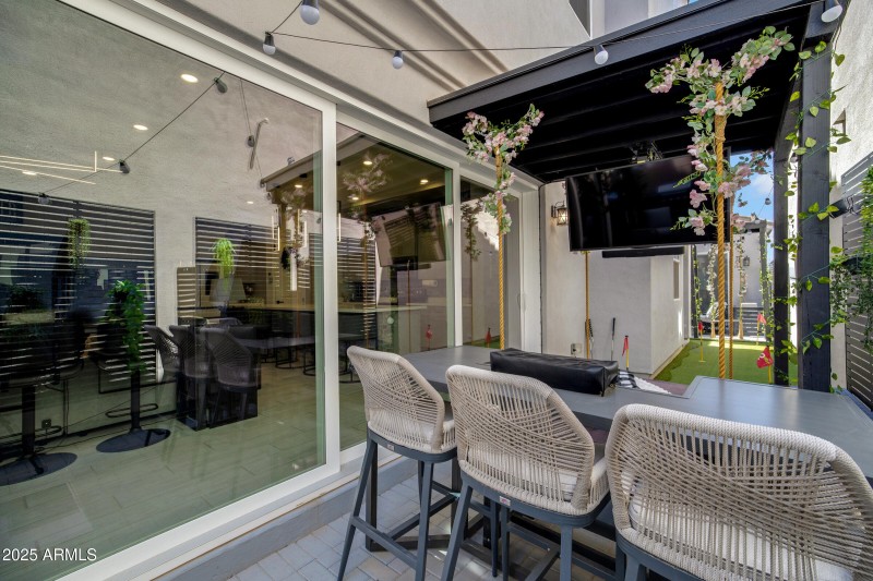 226 E Markwood Dr-27