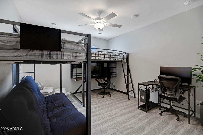 226 E Markwood Dr-30