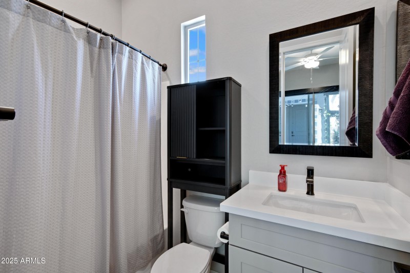 226 E Markwood Dr-47