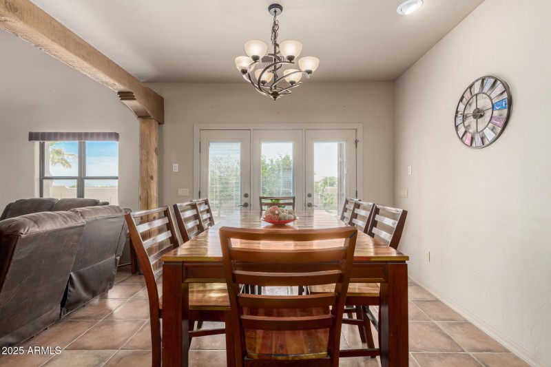 12 - Equestrian 11917