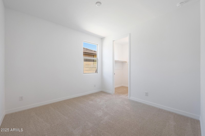 PHX_TierraVistoso_Lot 2010_Burgundy_1742