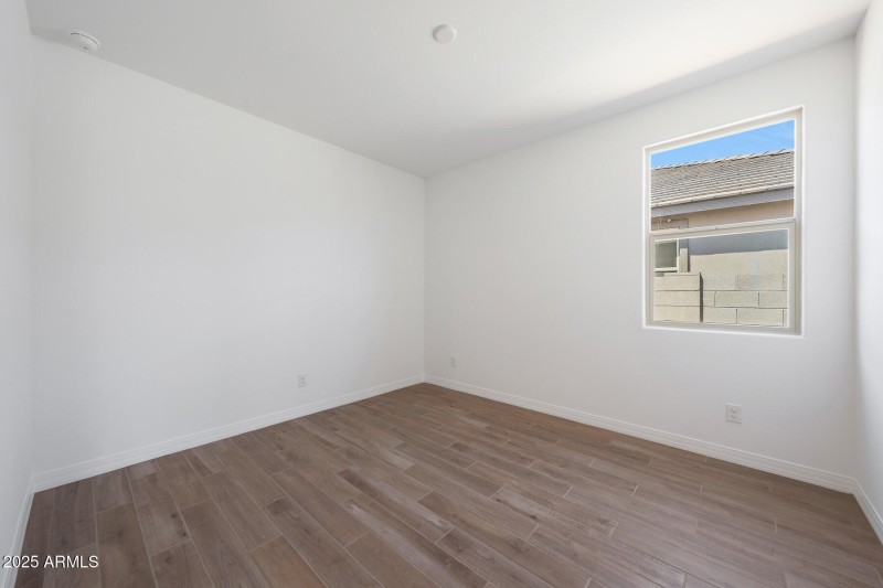 PHX_TierraVistoso_Lot 2010_Burgundy_1742