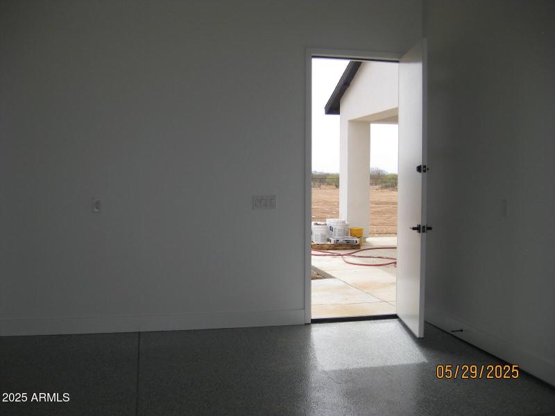 R/V Garage Entry Door