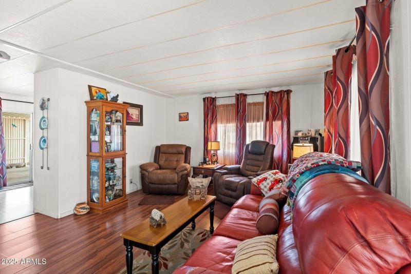 6-web-or-mls-2023-08-17 22.36.37-1