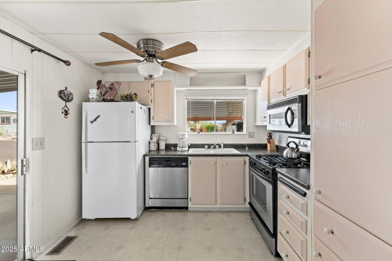 9-web-or-mls-2023-08-17 22.25.37-1