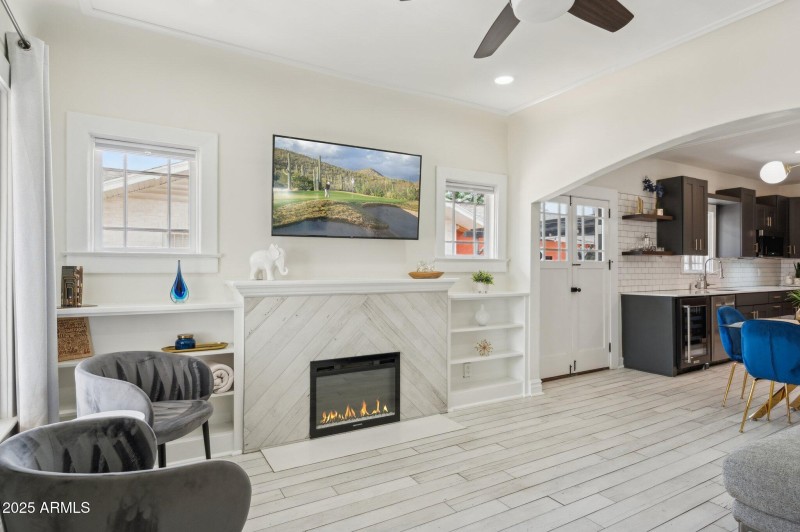 7-web-or-mls-2310-north-11th-st