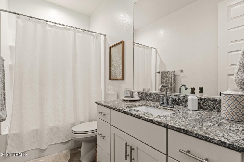 19968 W Flower St - 25