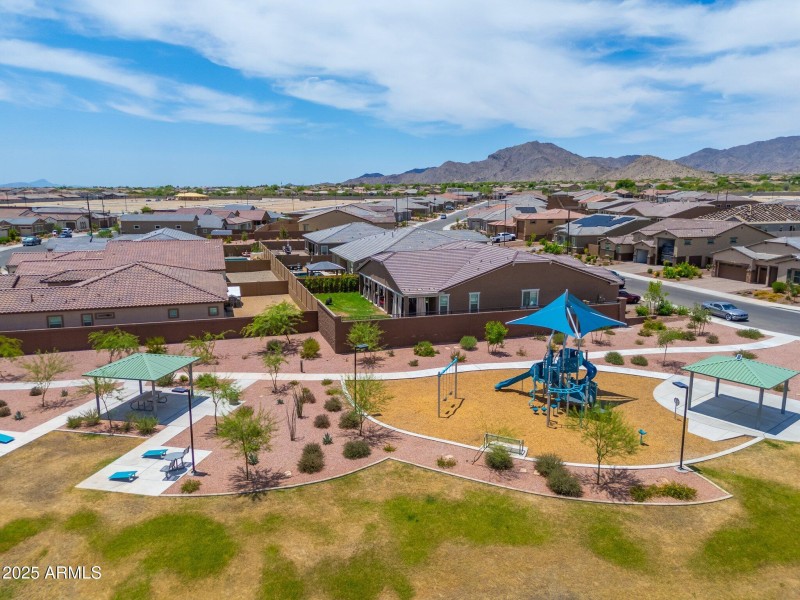 19968 W Flower St - 45