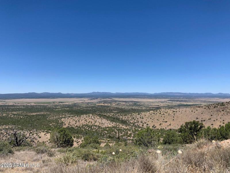 sullivan buttes road