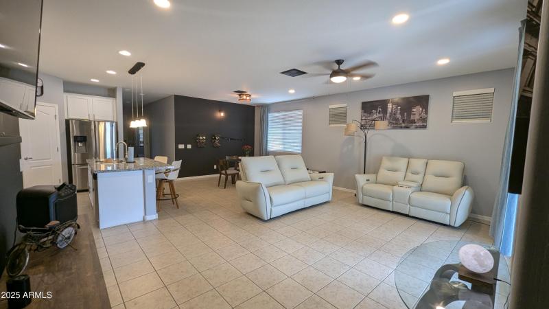 PXL_20250529_213650861.MP