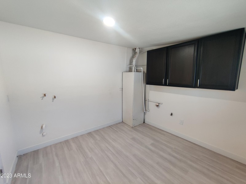 Spacious inside laundry room