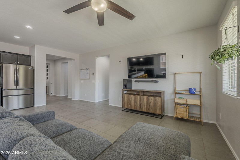 10-web-or-mls-Desert Spoon-10