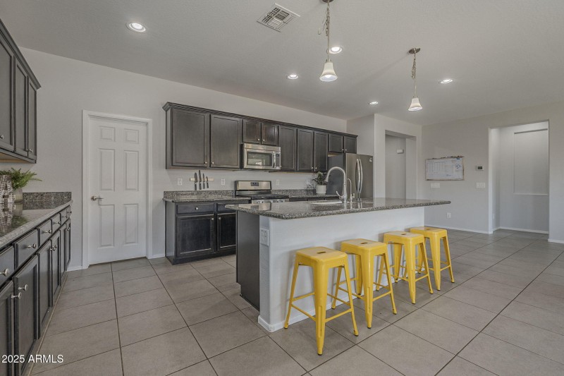 17-web-or-mls-Desert Spoon-17