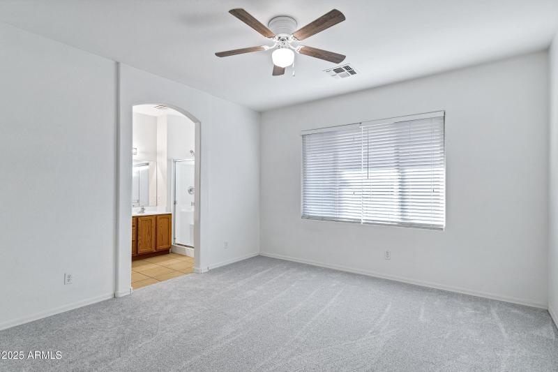 3640 E Torrey Pines Ln-30