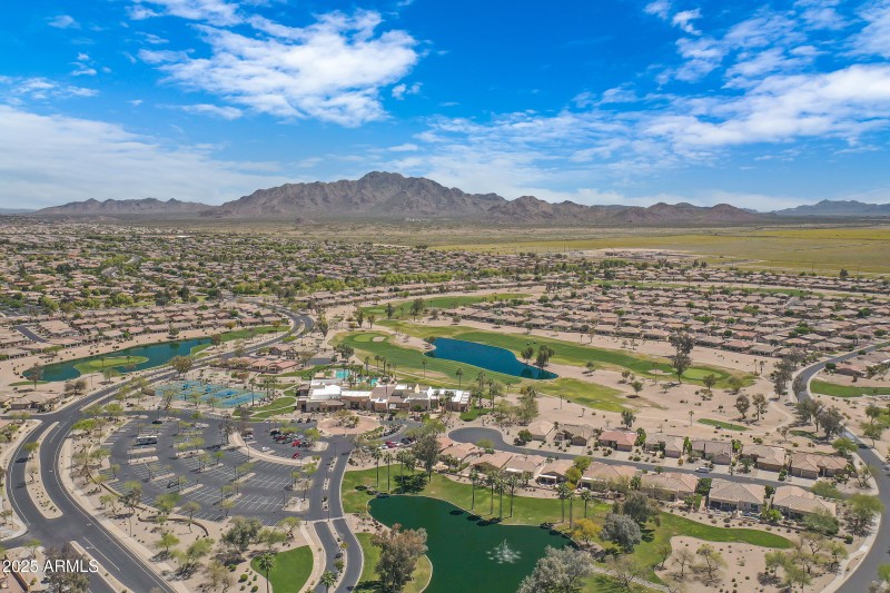 3640 E Torrey Pines Ln-47