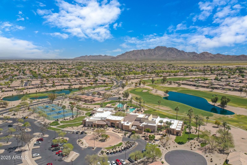 3640 E Torrey Pines Ln-48