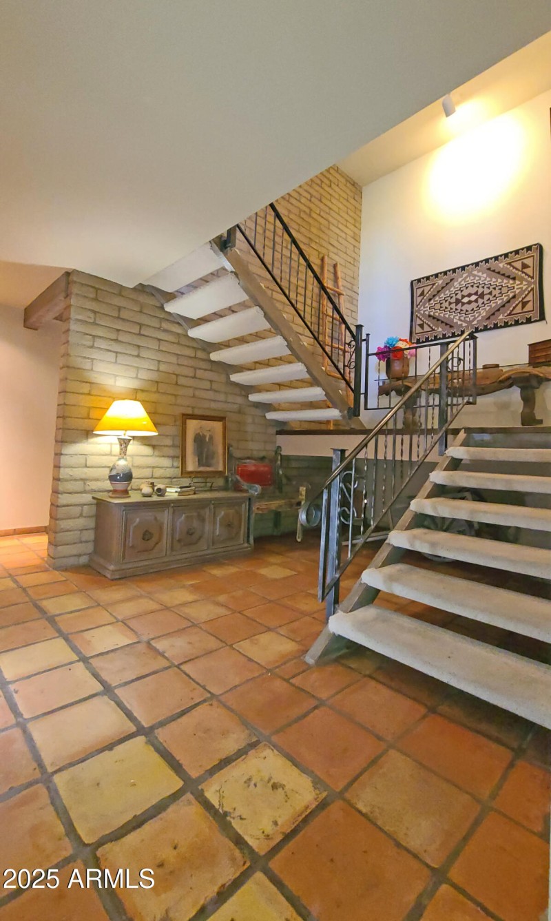 Stars at lower level