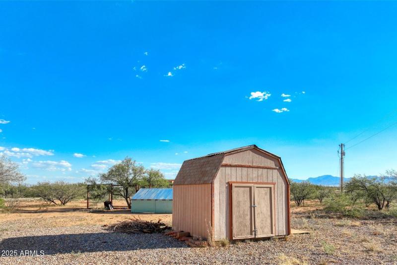 12033_2738 North Calle Tercero