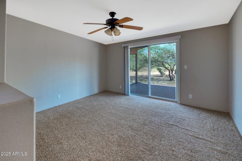 16155_2738 North Calle Tercero