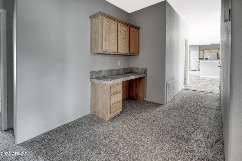 16463_2738 North Calle Tercero