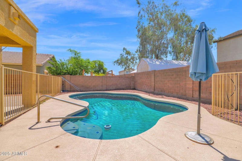 31-web-or-mls-P1222411