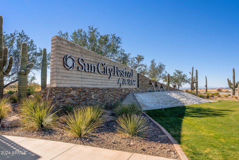 70_26568_W_Cat_Balue70_mls