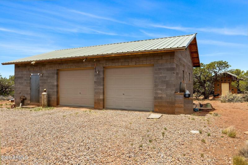 3733DelContento-Snowflake-AZ-1