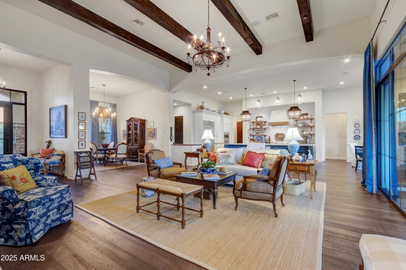 007_Great Room Amenities