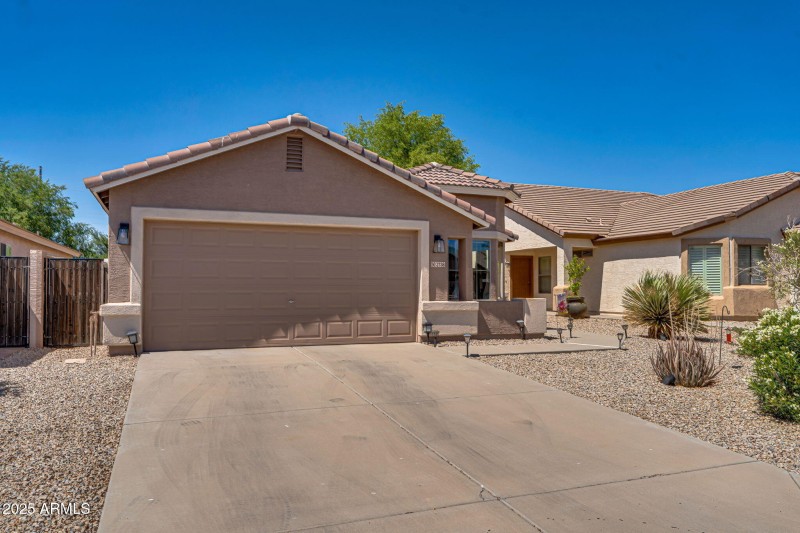 3-web-or-mls-02-Silversmith