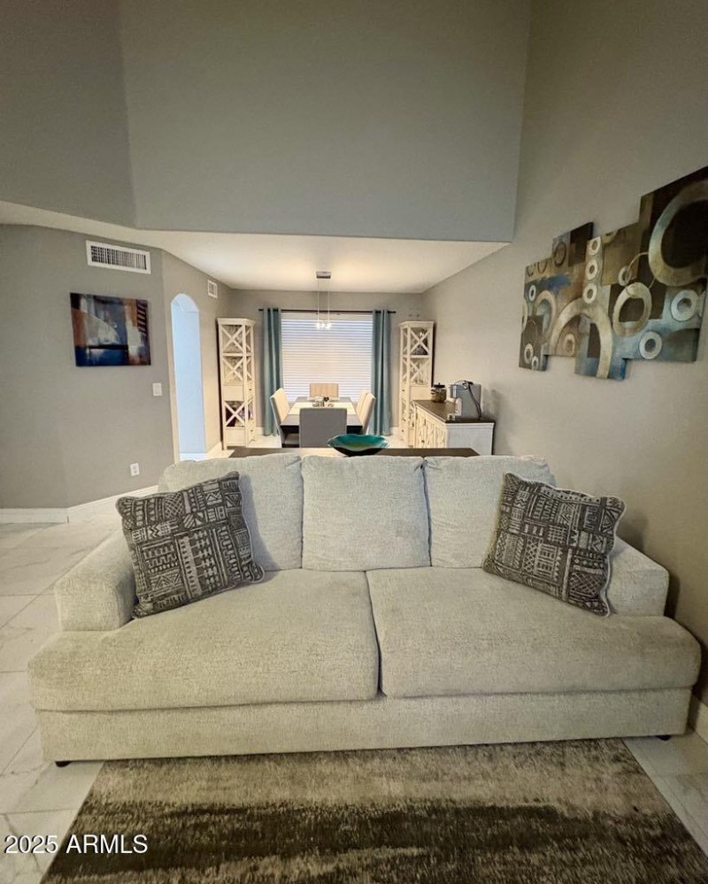 a684b245-020d-4722-b3fe-6916959adabe