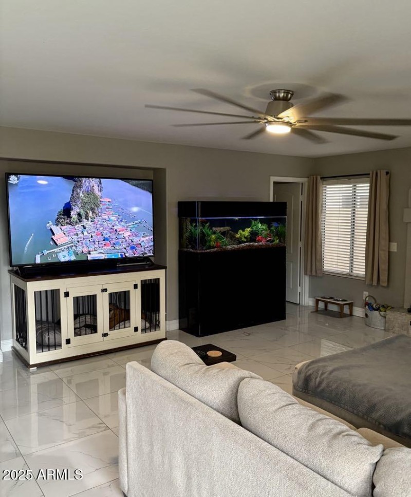 cb33de5e-71de-47b7-9940-7aff1923428f