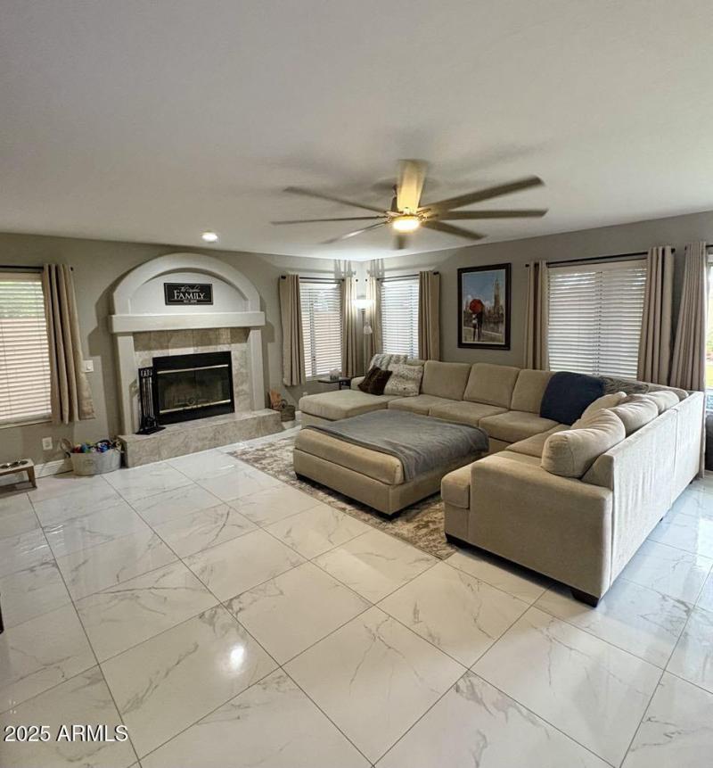 31d63430-0016-4a44-b8d9-bef50f4c4d70