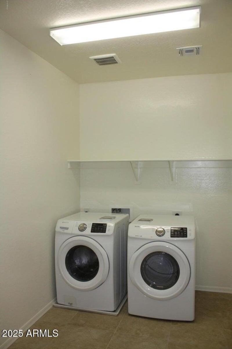 Washer & Dryer