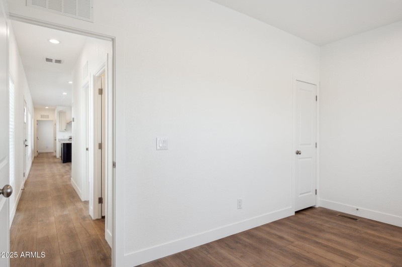 20-web-or-mls-1543-ruby-rd