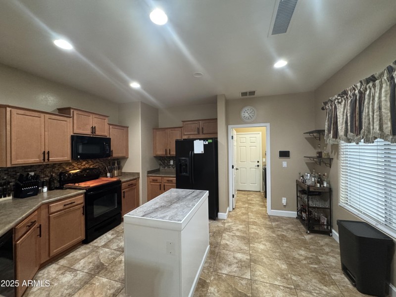 Kitchen with appiances