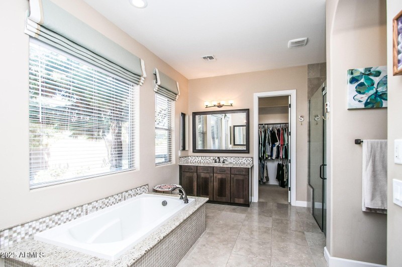 20210904224500553964000000-o