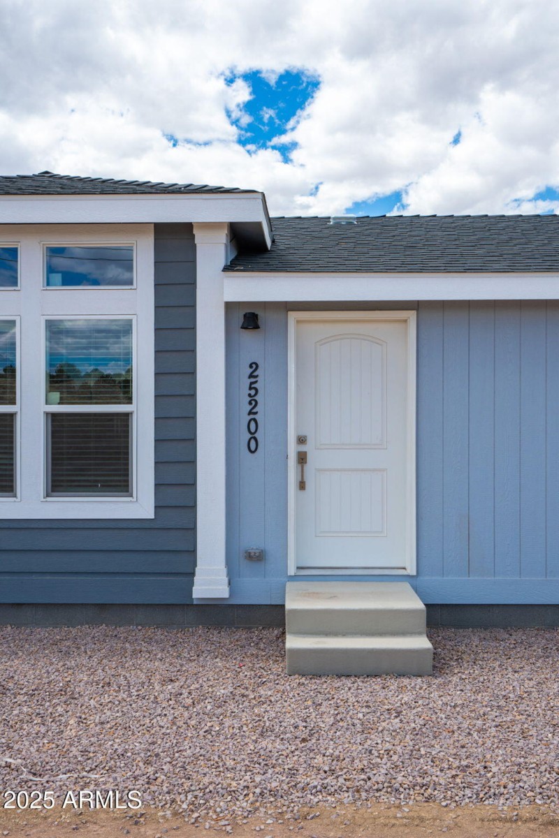 27-web-or-mls-25200-n-enid-dr