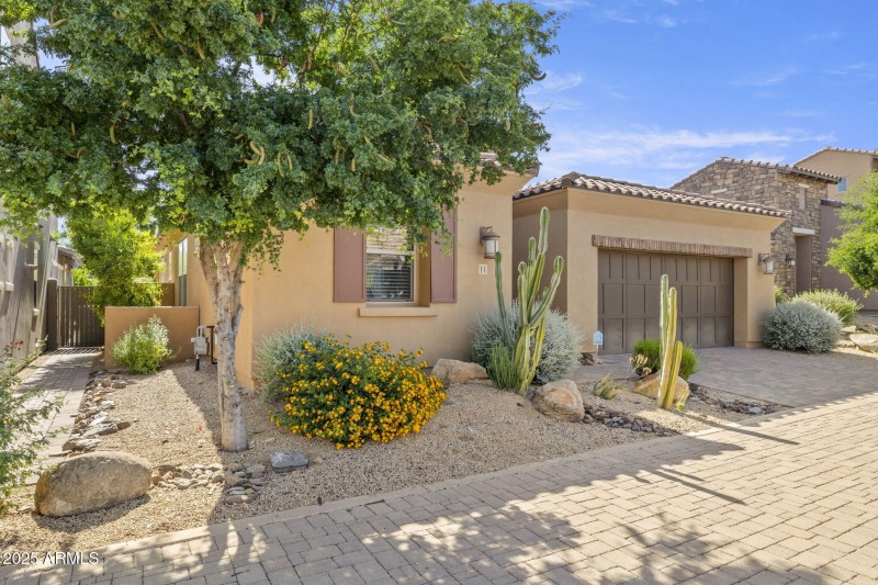 2-web-or-mls-6231-e-mark-way-14