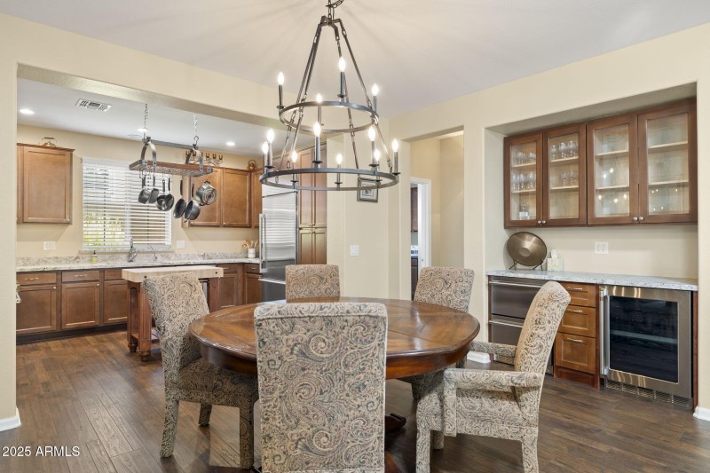 12-web-or-mls-6231-e-mark-way-14