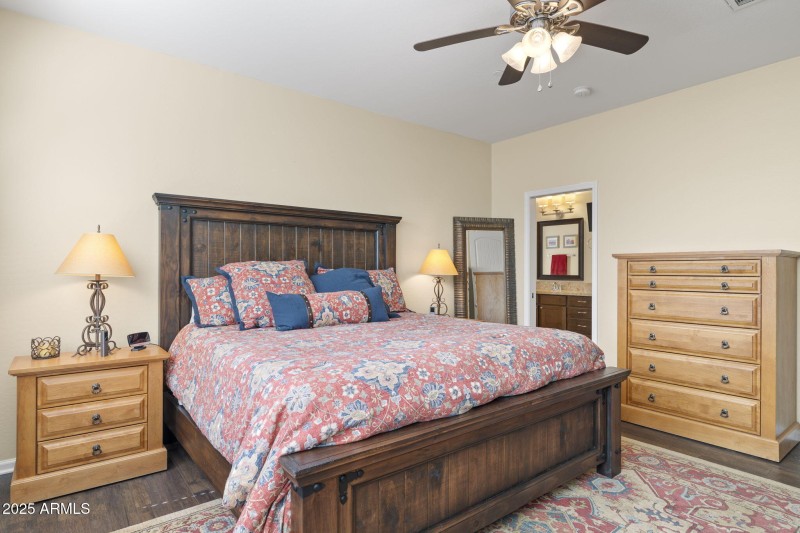 17-web-or-mls-6231-e-mark-way-14